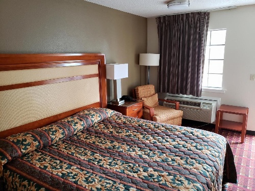 Peach Tree Inn image 2